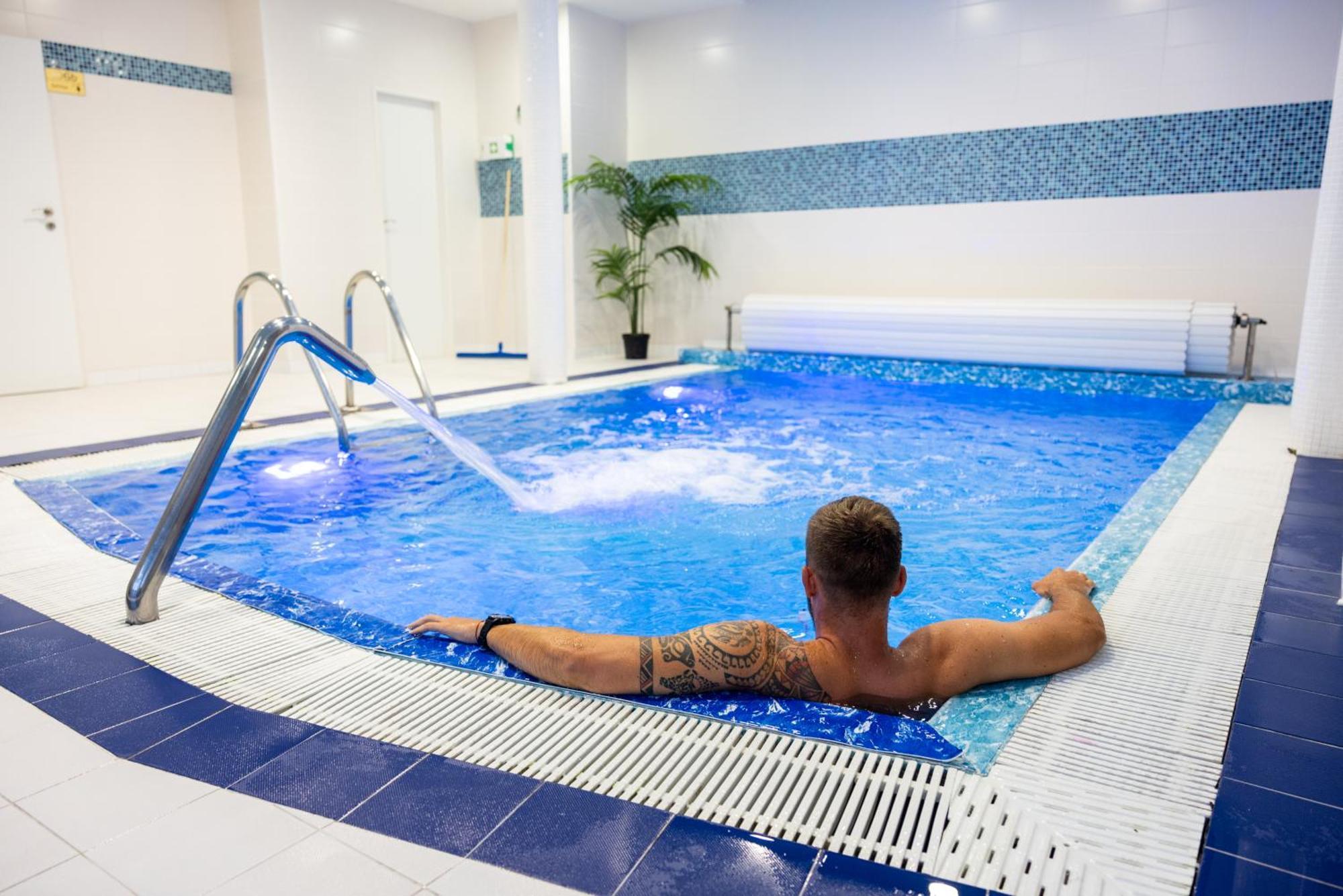 Pytloun Wellness Hotel Hasistejn Místo المظهر الخارجي الصورة