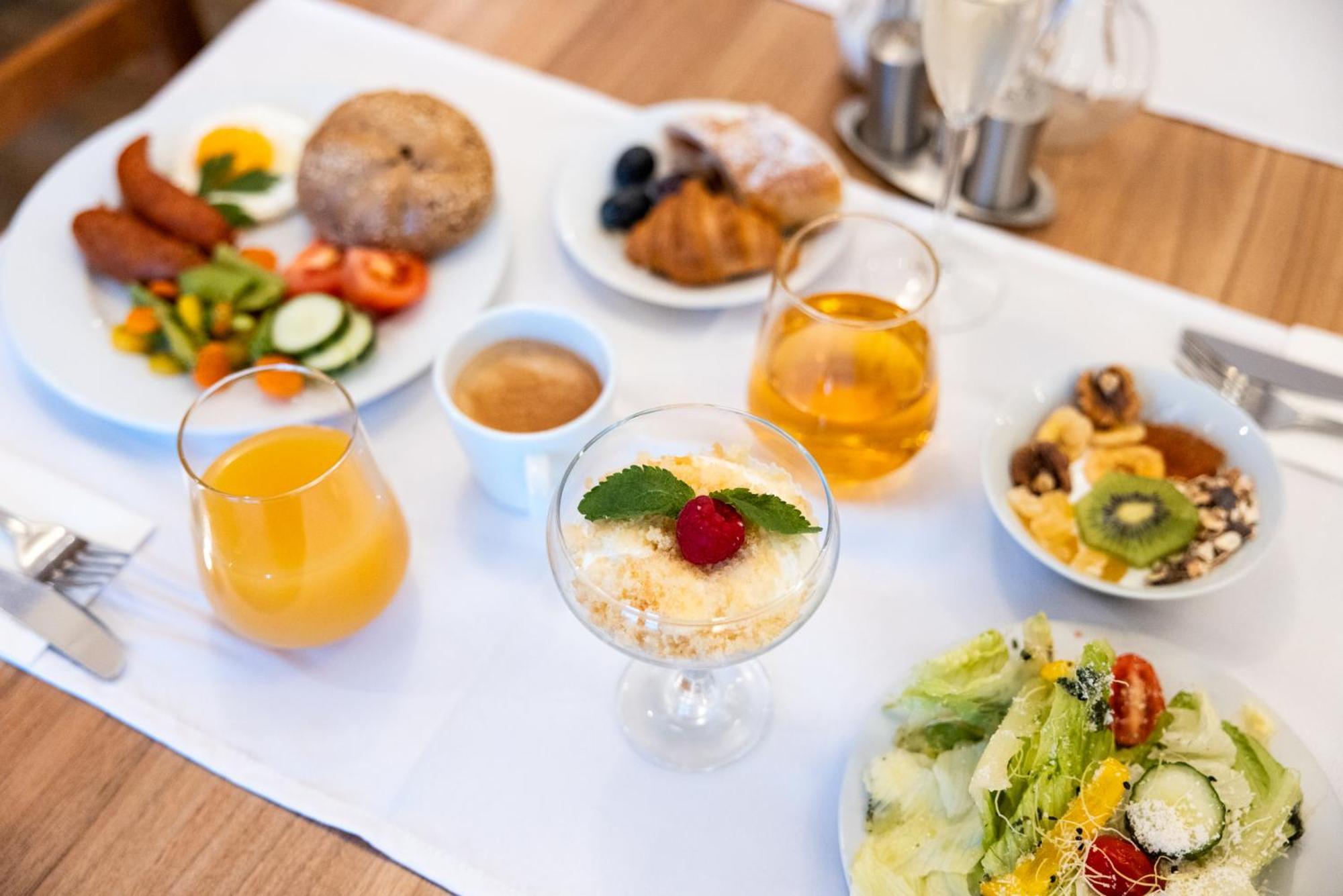 Pytloun Wellness Hotel Hasistejn Místo المظهر الخارجي الصورة