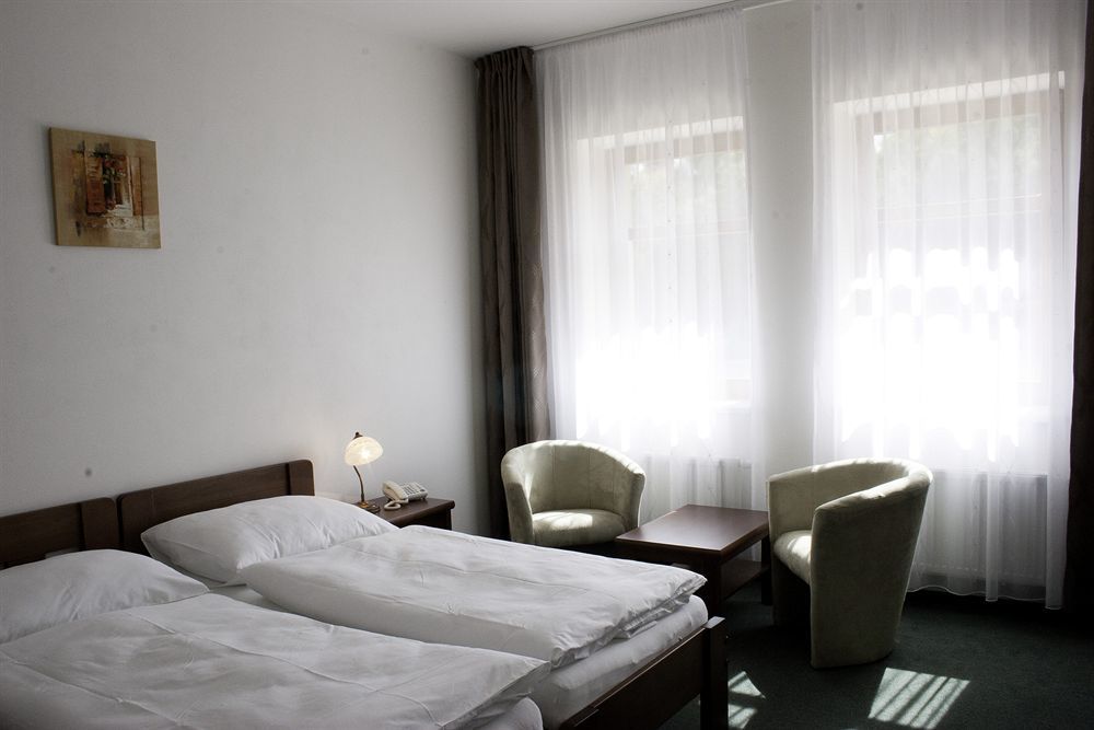 Pytloun Wellness Hotel Hasistejn Místo المظهر الخارجي الصورة